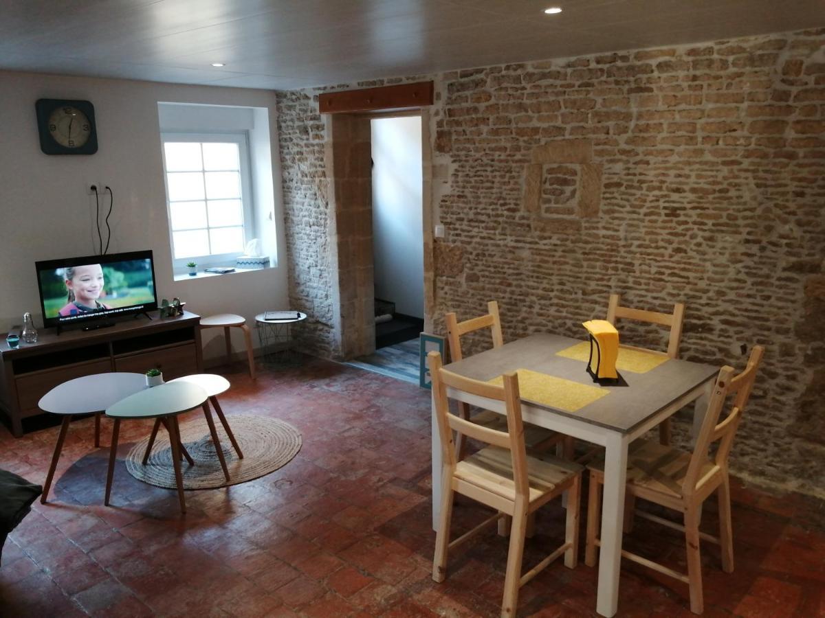 Charmante Petite Maison De La Cote Normande กูร์เซิล-โซร์-แม ภายนอก รูปภาพ