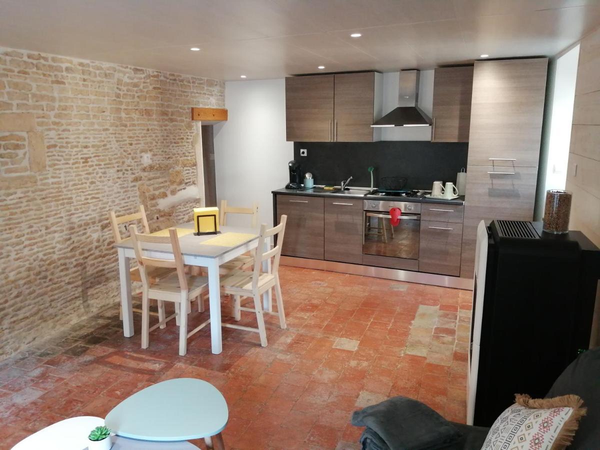 Charmante Petite Maison De La Cote Normande กูร์เซิล-โซร์-แม ภายนอก รูปภาพ